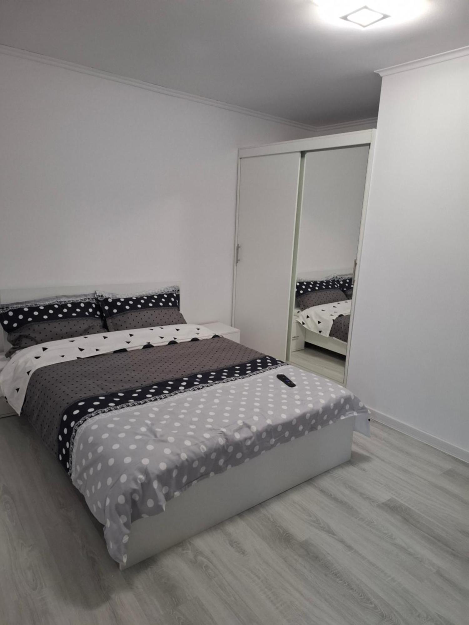 La Dede Hotel Calafat Ngoại thất bức ảnh